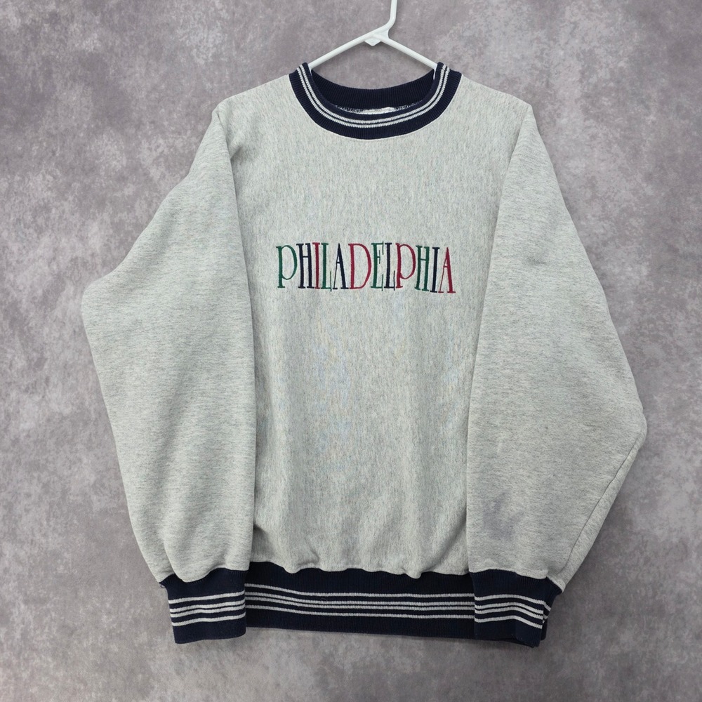 Vintage Philadelphia Crewneck Sweatshirt Museum XL Gray Embroidered Made in USA